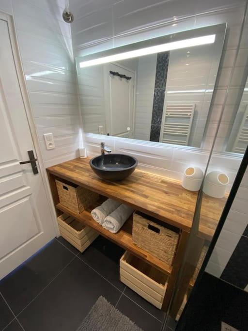 Villa Avec Jacuzzi Proche De La Mer Et Du Centre Barbatre Ngoại thất bức ảnh